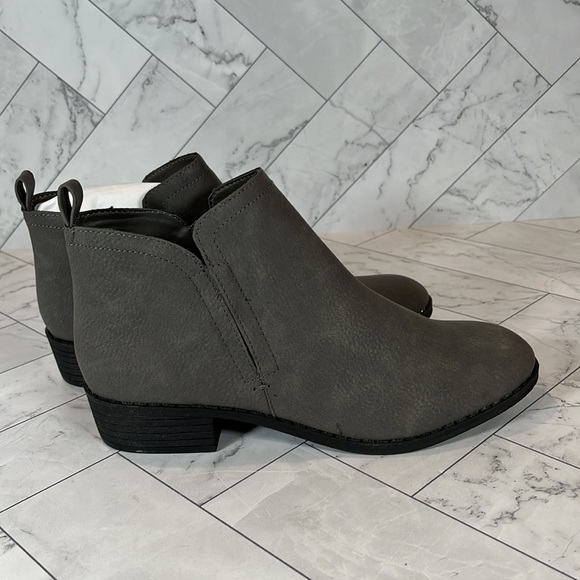 NWT Sun + Stone Womens Boot Booties Shoe Shoes Gray CADEE Zipper Gray 7.5M - Picture 11 of 11